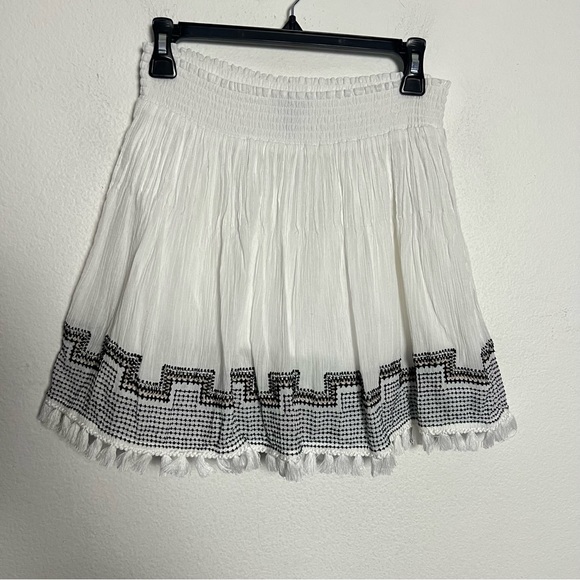 J. Crew White Tassel Trim Embroidered Smocked A-Line Cotton Mini Skirt Size S - Picture 2 of 6